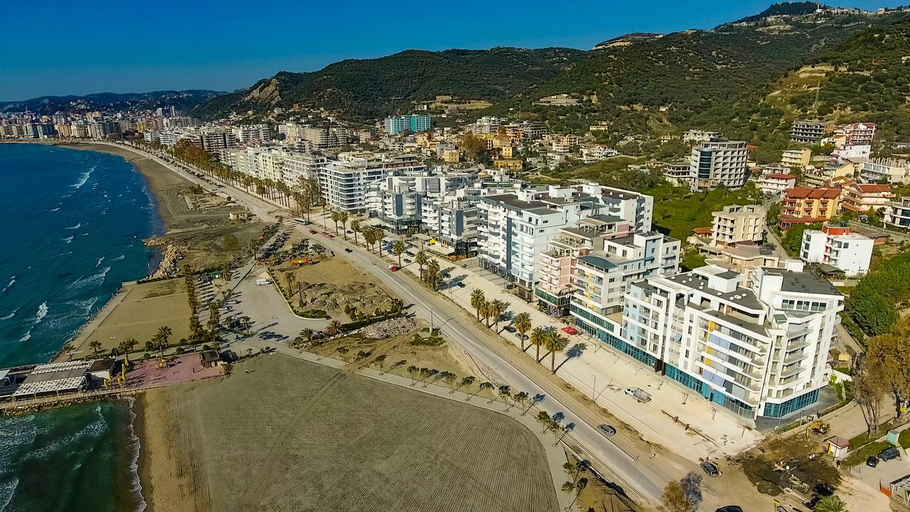 Monte-Carlo Hotel Vlorë エクステリア 写真