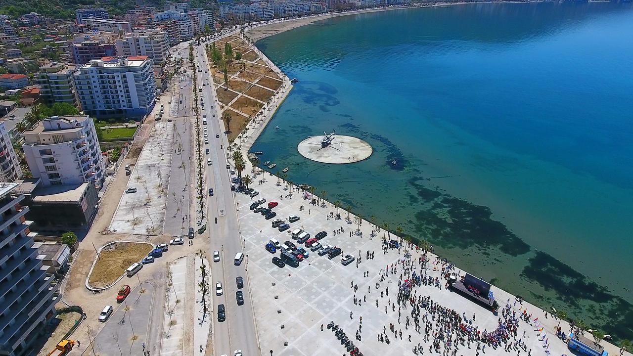Monte-Carlo Hotel Vlorë エクステリア 写真