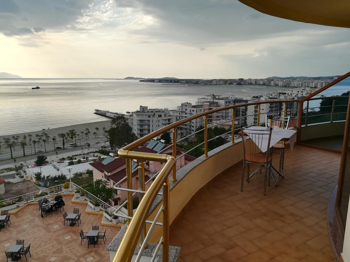 Monte-Carlo Hotel Vlorë エクステリア 写真