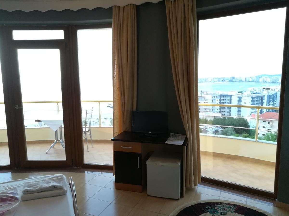 Monte-Carlo Hotel Vlorë エクステリア 写真
